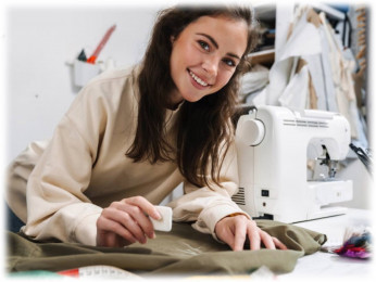 縫製スタッフ | 渡久地衣料の求人
