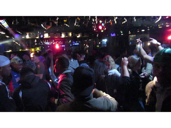 カウンタースタッフ(急募) | Pool＆Darts BAR SHANGRILA／CLUB SHANGRILAの求人
