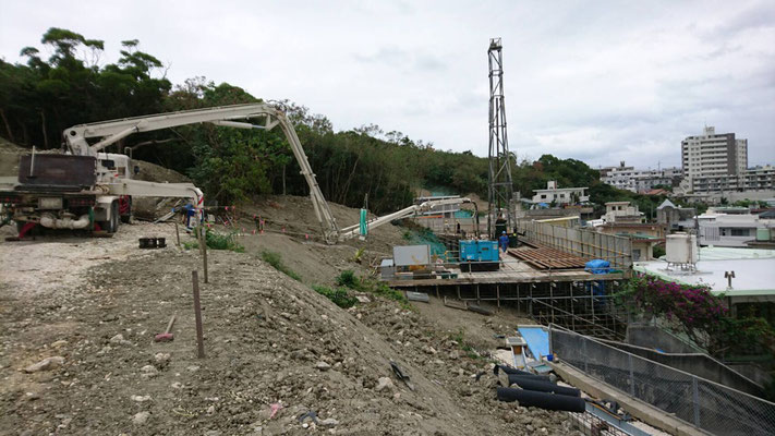 合名会社 与那原圧送