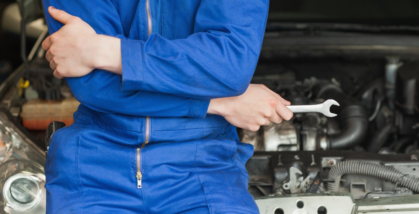 株式会社 赤嶺自動車