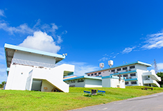 八洲学園大学国際高等学校