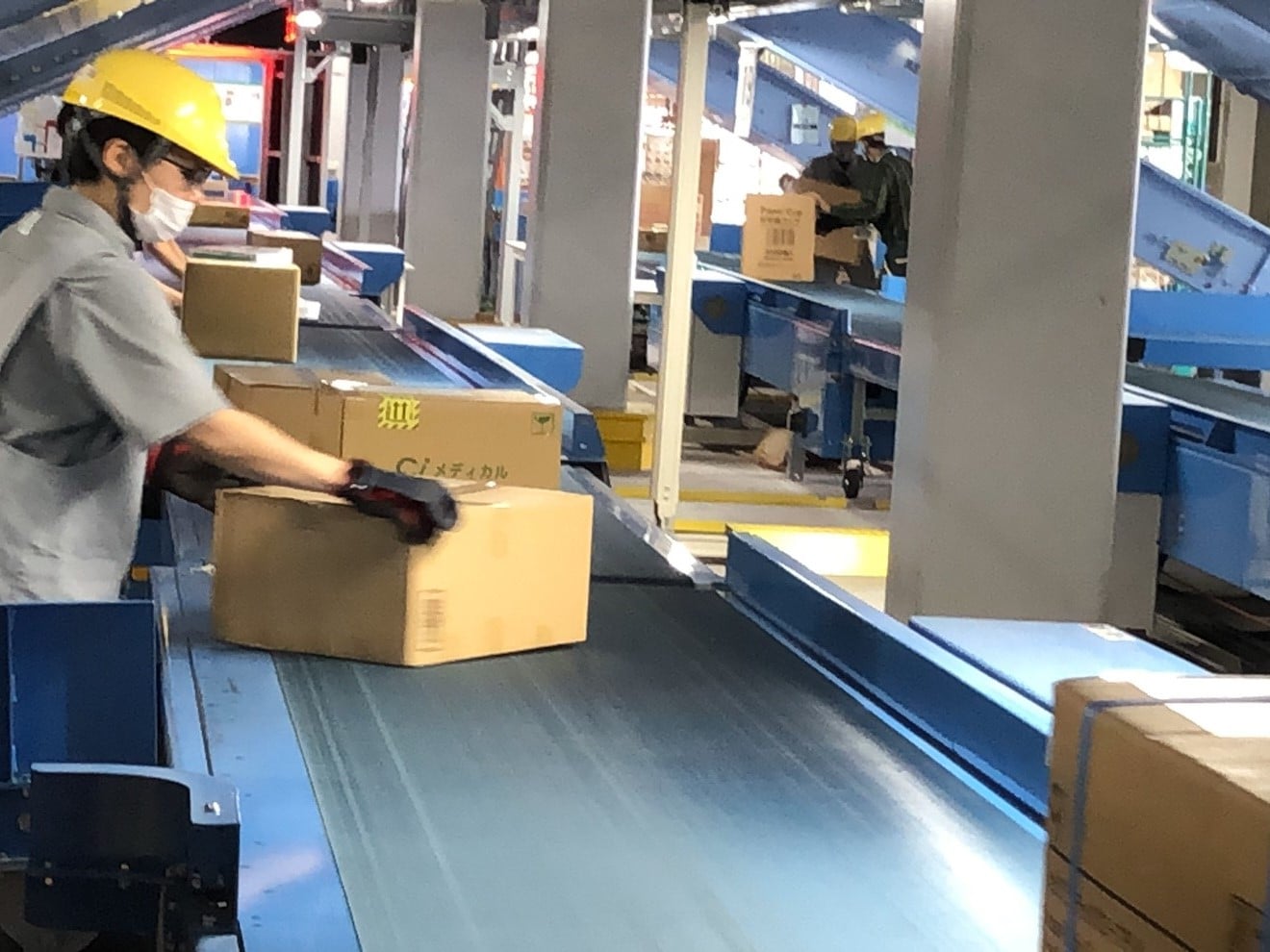 沖縄ヤマト運輸 株式会社　沖縄ベース PR画像-1