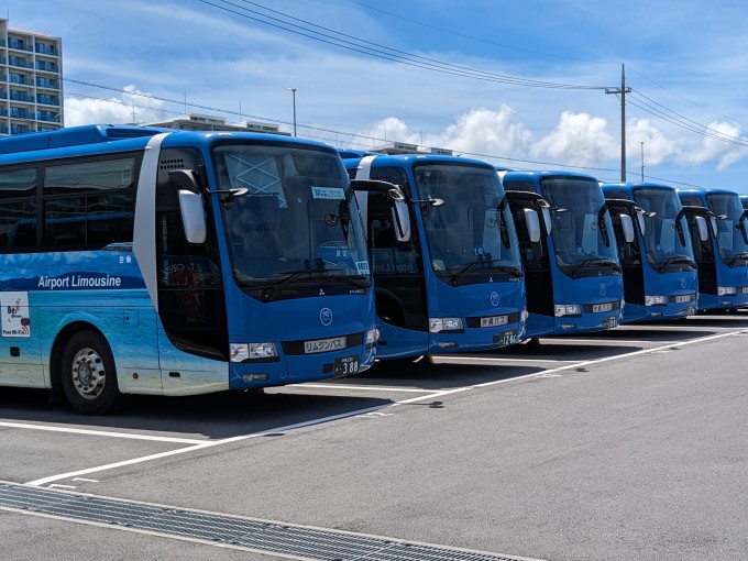 路線バス運転手 | 沖縄バス株式会社の求人