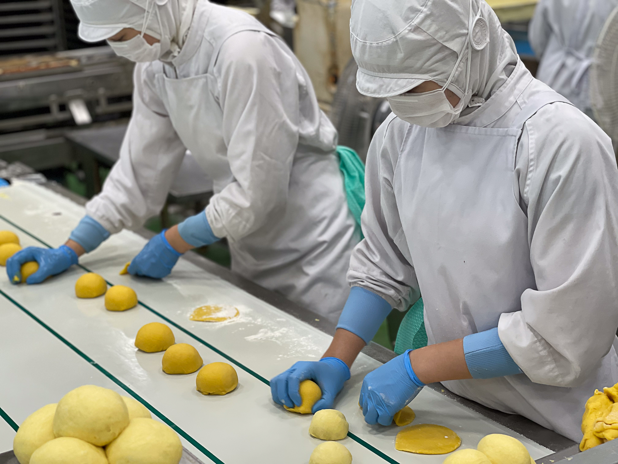 ＼朝からのショートタイムor深夜で募集／パンの製造スタッフ(パンの包装や成型などの仕上げ作業) | 株式会社 ぐしけんの求人