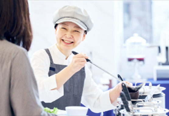 ビジネスホテルの朝食スタッフ（急募！／未経験OK・年齢不問・WワークOK） | 東横INN那覇旭橋駅前の求人