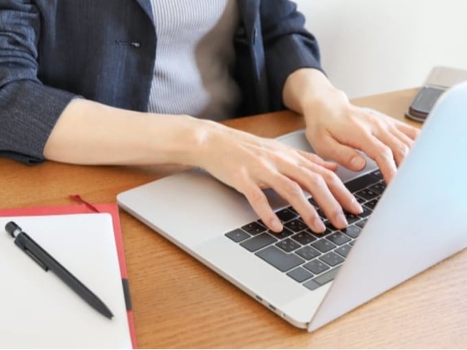 総務事務スタッフ【土日祝休み／デスクワーク未経験応募OK／残業なし】 | オール・フォア沖縄株式会社の求人