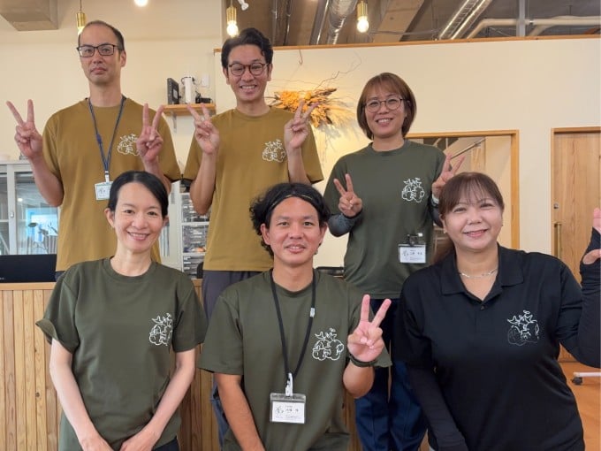 【土日休み】リハビリ特化腸活デイサービスの介護士（無資格スタートも可能です） | デイサービス すんじゃの求人